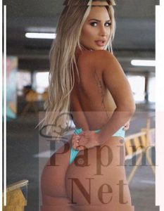 Kilolu Escort Kadın Sevgi