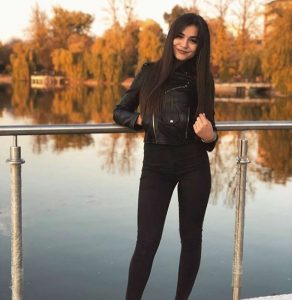 22 Yasında Seks Uzmanımız Ataşehir Escort Gamze
