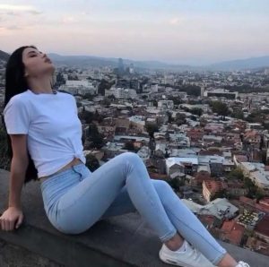 Ataşehir Maltepe Pendik Eve Körpe Ateşli Bayan Escort Bayan Casmin