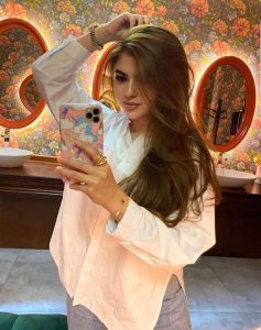 Başı Bağlı İstanbul Pendik Yenişehir Minyon Tipli Escort Bade