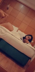 Başı Bağlı İstanbul Pendik Yenişehir Minyon Tipli Escort Bade