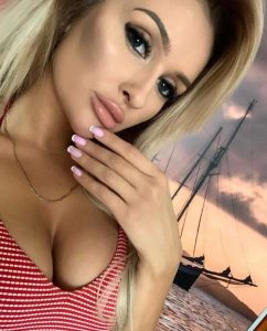 Harika Bir Tecrübe İçin Eva Gelen Escort Damla