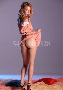 İstanbul Anadolu Yakası Eva Otele Büroya Rezidansa Gelen tesettürlü Escort Zeynep