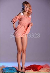 İstanbul Anadolu Yakası Eva Otele Büroya Rezidansa Gelen tesettürlü Escort Zeynep