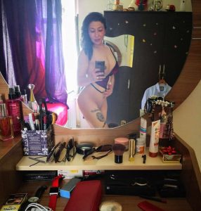 Kadıköy olgun escort Kadın'ı fena azdırıp Amıma götüme soktu, ağzımı yüzümü sikti.