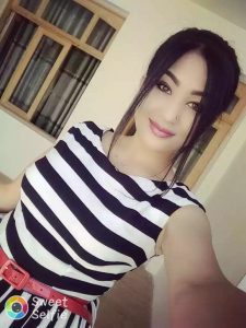 Kurtköy Escort Götten Nazife ile Soyunma Kabininde yaşadığım sex