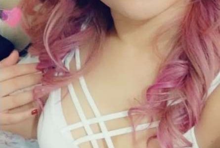 Pendik Bayan Escort Pelin'i çağırdım ve Amıma götüme soktu, ağzımı yüzümü sikti