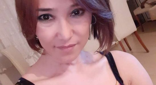 Pendik Escort Liseli Götten Kız ile ilk sevişerek sikiş hikayemi anlatacağım