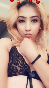 Sıradan Bir Alıcı Gibi Görmeyen Escort Candy
