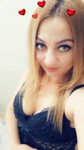 Siyah Hoş Afrikalı Escort Salmah