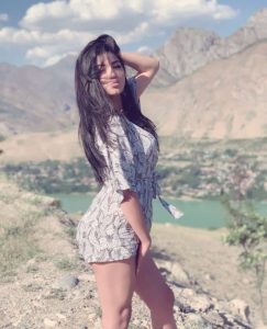 İstanbul Ataşehir  Escort Sitesinde tesettürlü Bayanlardan Yararlanımızn