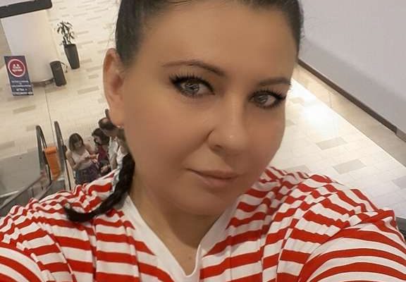 Kurtköy Escort Götten Kız Berna'yı saatlerce Amıma götüme soktu, ağzımı yüzümü sikti