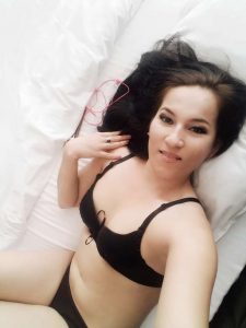 Pendik Escort Bayan ile yaşadığım eksantrik seks vakasını anlatacağım