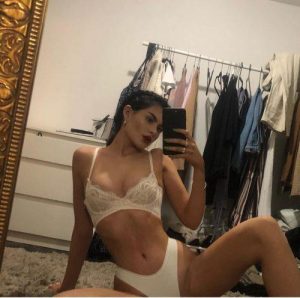 Anadolu Yakası Seksi Size Yaşatan Talebe Escort Kadın Funda